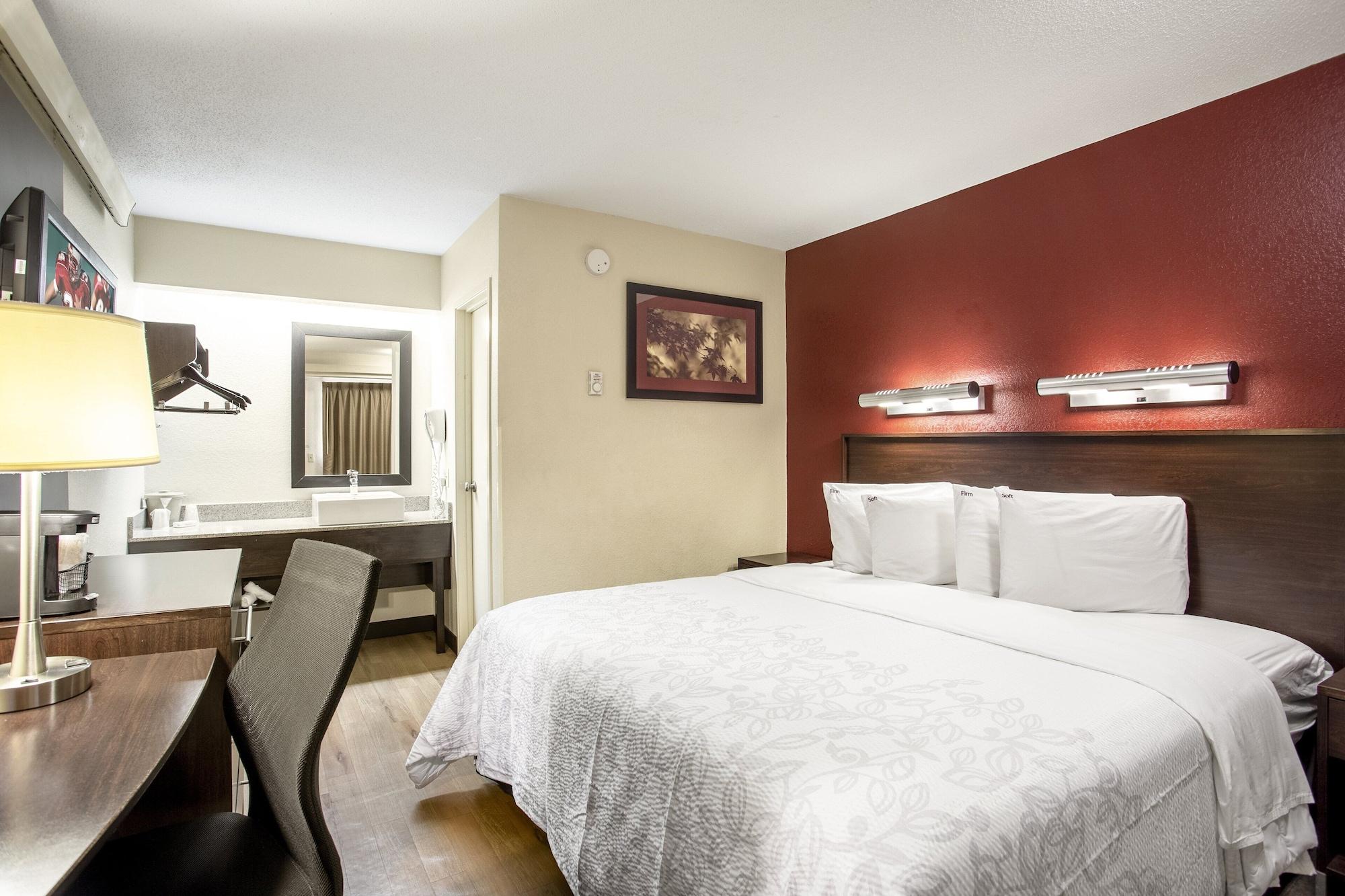 Red Roof Inn Plus+ West Springfield Exterior photo