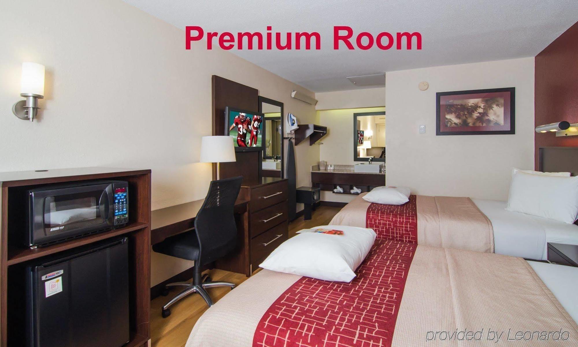 Red Roof Inn Plus+ West Springfield Exterior photo